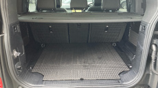 Land Rover Defender 2.0 P300 X-Dynamic HSE 110 5dr Auto Petrol Estate